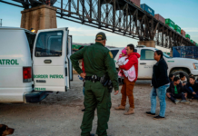 Gobierno de Biden anuncia el inicio de deportaciones aceleradas